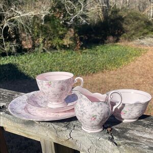 Gorgeous 5 piece pale pink fine bone china tea set by Tuscan. Made in England.